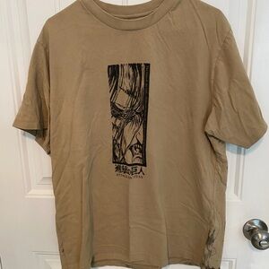 Uniqlo Tan Attack on Titan Graphic Tee